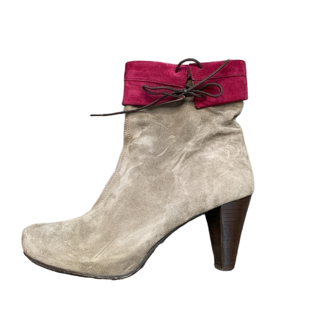 Shoes Closet Women's Made in Portugal Suede Ankle Booties Boots sz 38
